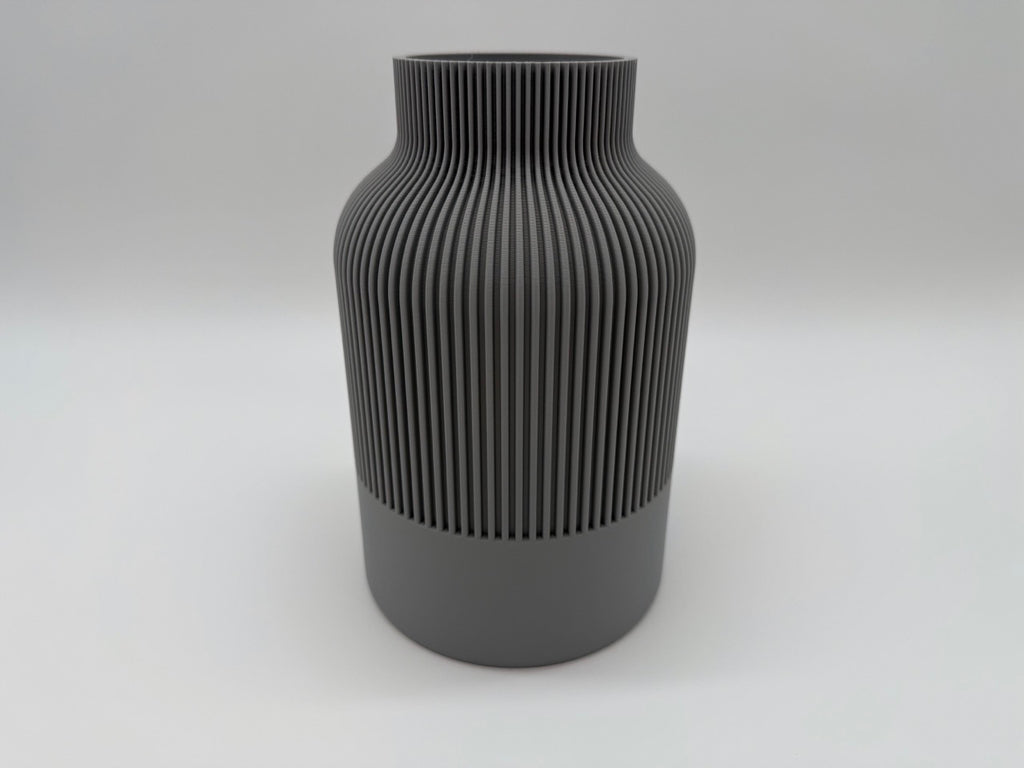 Vase with Elegant Design – Stylish and Durable - Premium Quality