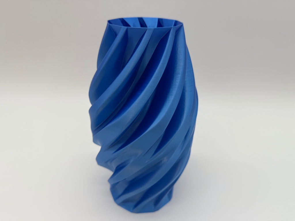 Stylish 3D printed vase with modern twisted design - Premium Quality