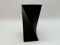 Geometrische Design Vaas – Vierkant en Gedraaid – Minimalistische 3D Bloempot