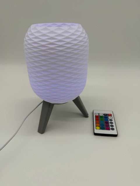 Design Tafellamp 'Switch' met Geometrisch Patroon en Zwart Onderstel – Moderne Sfeerverlichting