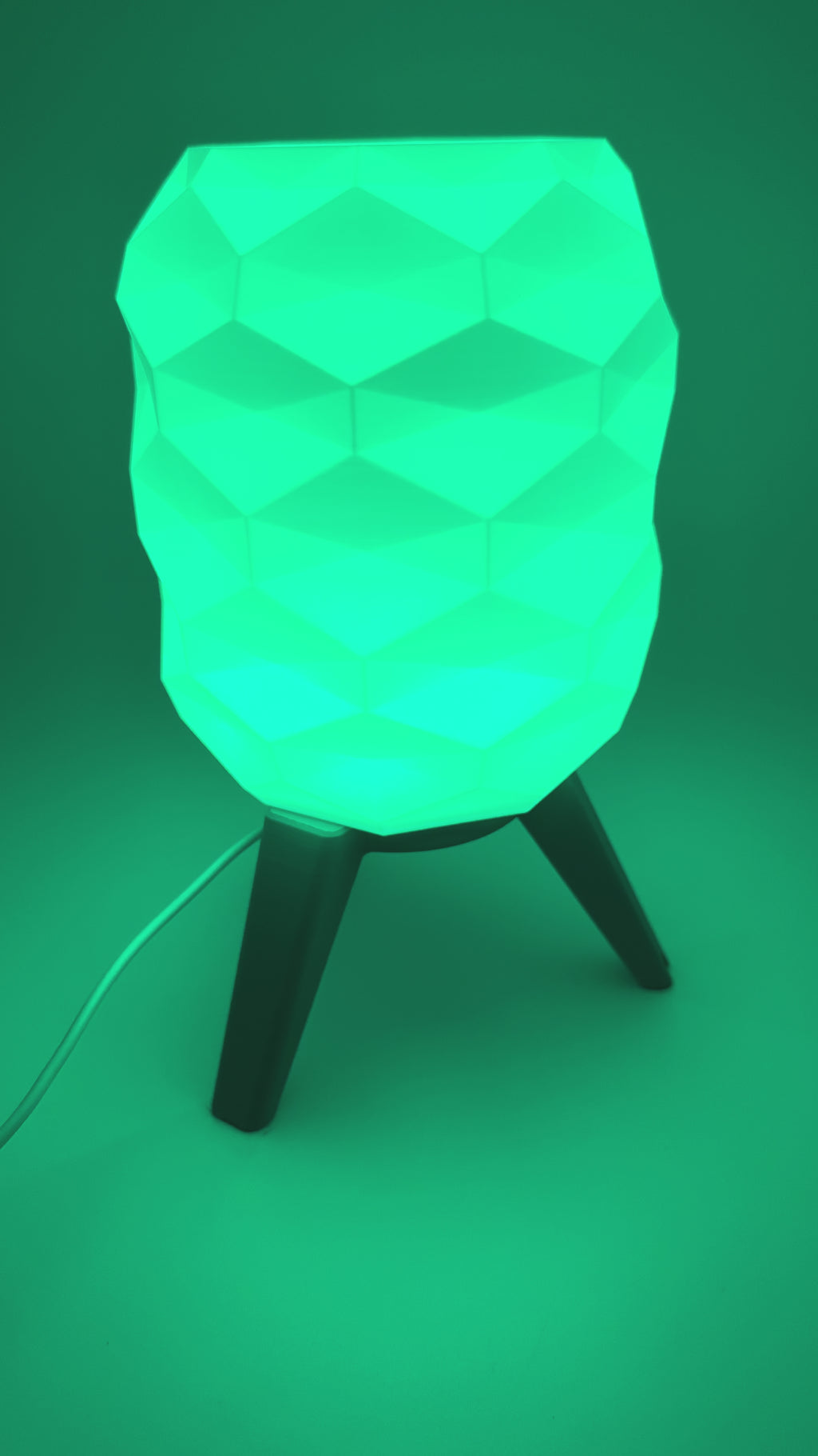 Design Tafellamp 'Switch' met Geometrisch Patroon en Zwart Onderstel – Moderne Sfeerverlichting